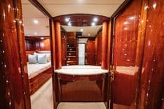 best yacht sales deals SOUTHERN BELLE 87