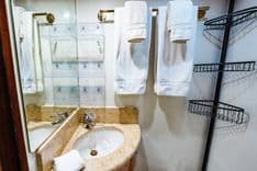 the best price on SOUTHERN BELLE 2006