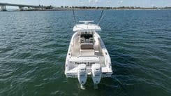 Boston Whaler 330 Outrage 330 Outrage