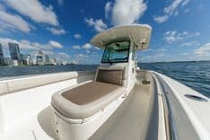 Стоимость яхты Boston Whaler 330 Outrage 330 Outrage