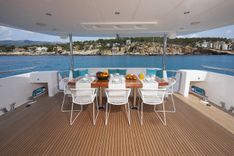 JOHNSON 110 FLYBRIDGE 110 yacht sale