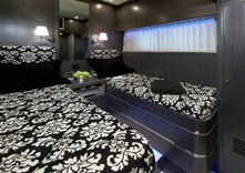 Продажа яхты JOHNSON 83’ SKYLOUNGE WFISHING COCKPIT - Johnson