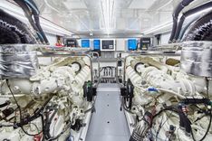 Продажа яхты JOHNSON 80' FLYBRIDGE WHYDRAULIC PLATFORM - Johnson