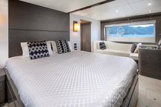 Купить яхту SUNSEEKER 75 YACHT 75 в Shestakov Yacht Sales