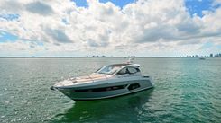 Buy a yacht Azimut Atlantis 43 atlantis 43