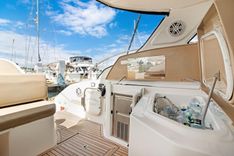 the best price on Azimut Atlantis 43 2016