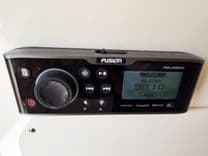 Buy a Boston Whaler Outrage 2017 at Shestakov Yacht Sales