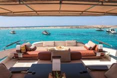 the best price on GOLDFINGER 58 2019