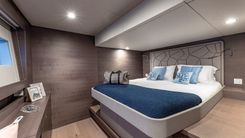 the best price on Silent 62 62 3-Deck