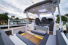 Buy a yacht Jeanneau Leader 9.0 WA - Jeanneau