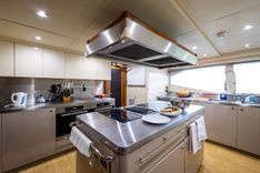 Продажа яхты ABOUT TIME 2010