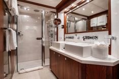 Продажа яхты ABOUT TIME - Sunseeker