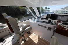 Buy a - - Hatteras at Shestakov Yacht Sales