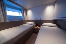 Buy a yacht SD96 2022