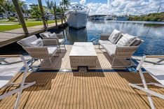 the best price on La Bella Vita - Ferretti Yachts