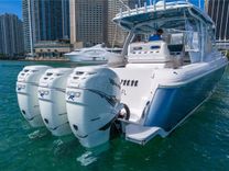 Лучшая цена на Intrepid 407 Cuddy 40