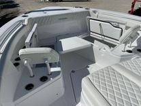 Buy a 2026 EVERGLADES 315cc at Shestakov Yacht Sales