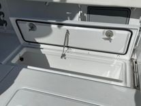 Buy a 2026 EVERGLADES 315cc 33 at Shestakov Yacht Sales