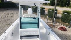 Buy a yacht 2025 Everglades 253 253 Center Console