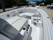 Buy a yacht 2025 Everglades 315CC 2025
