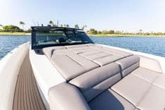 Лучшая цена на THE NEXT TRADE - VANQUISH YACHTS