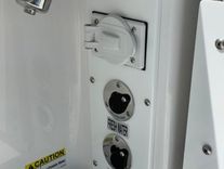 Buy a yacht 2024 Everglades 285cc 285CC