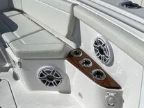 Лучшая цена на 2024 Everglades 395 cc 42