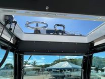 2023 Everglades 273CC