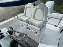 Лучшая цена на 2023 Everglades 235CC - Everglades