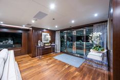 Стоимость яхты MISSING LINK 43 m Series