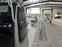 Купить 2024 Blackfin 302CC - Blackfin