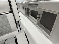 Стоимость яхты 2024 Blackfin 302CC 302CC