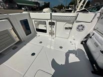 Купить яхту 2024 Blackfin 302 DC - Blackfin в Shestakov Yacht Sales