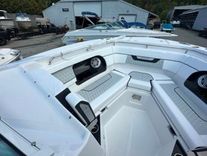 Купить яхту 2024 Blackfin 302 DC 302 DC в Shestakov Yacht Sales