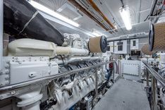 Продажа яхты MISSING LINK 142