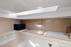 Buy a yacht HINJUICE