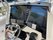 Купить яхту 2020 Sea Fox 328 Commander 328 Commander в Shestakov Yacht Sales