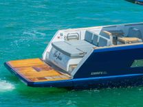 best yacht sales deals HINJUICE