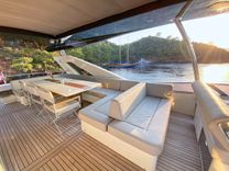 best yacht sales deals DOLLY 800