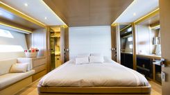 the best price on DOLLY 80