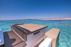 Buy a DE ANTONIO D33 D33 OPEN at Shestakov Yacht Sales