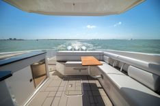 Buy a yacht L5 - AVIARA