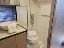 the best price on Prestige 420 Fly 42