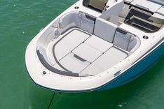 Купить яхту Bayliner M17 2024 в Shestakov Yacht Sales