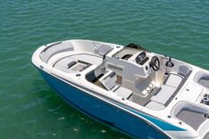 best yacht sales deals Bayliner M17 17