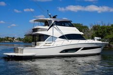 Buy a yacht 58 SMY - Riviera