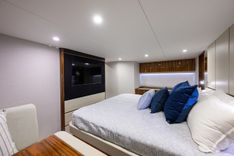 Buy a yacht 58 SMY 58 Sports Motor Yacht