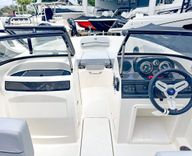 Bayliner VR4