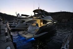 the best price on FNN 63