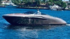 - - RIVA YACHT